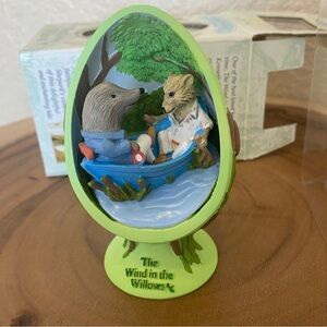 The Wind in the Willows on the River Figurine half egg CVS exclusive in box